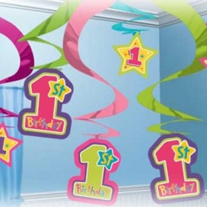 Doğum günü süslemeleri için ideal 61cm uzunluğunda